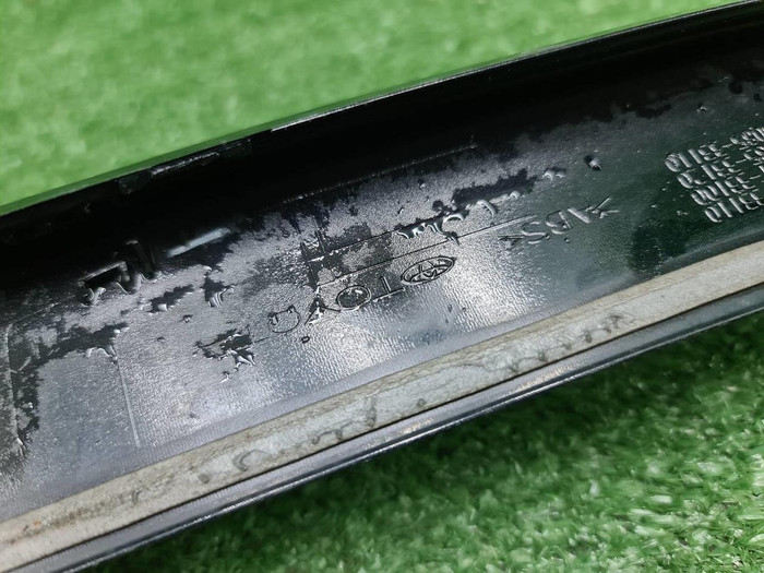 Спойлер крышки багажника Toyota Camry xv70 (17-нв)