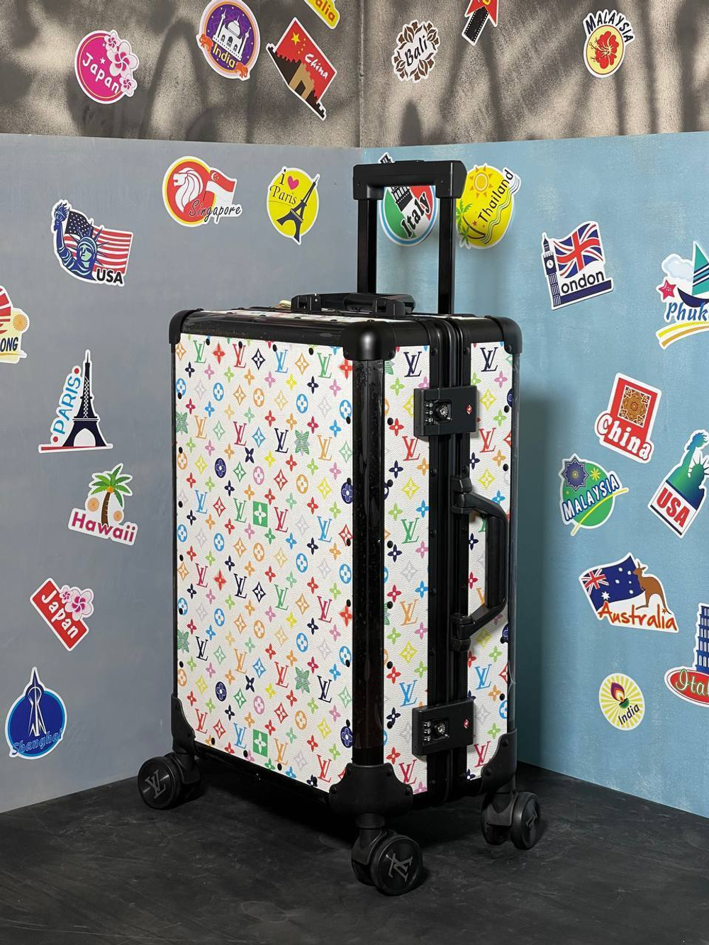 Чемодан Louis Vuitton