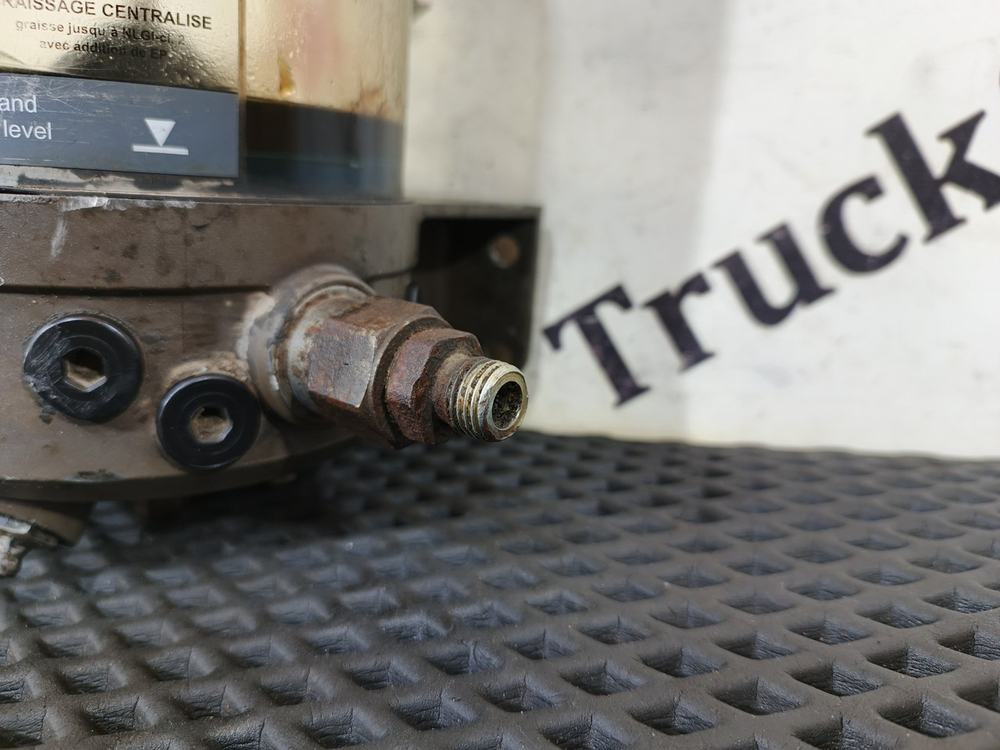 Насос центральной смазки