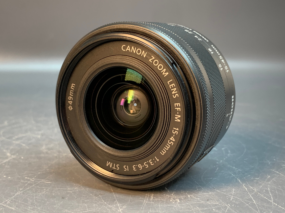 Canon EOS M50 Kit 15-45 mm 12000 кадров