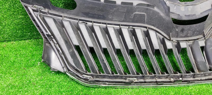Решетка радиатора Skoda Rapid 1 (2012-2020)