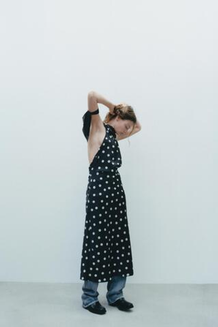 ZARA АТЛАСНОЕ ПЛАТЬЕ МИДИ В ГОРОШЕК, МОРСКОЙ ТЕМНО-СИНИЙ