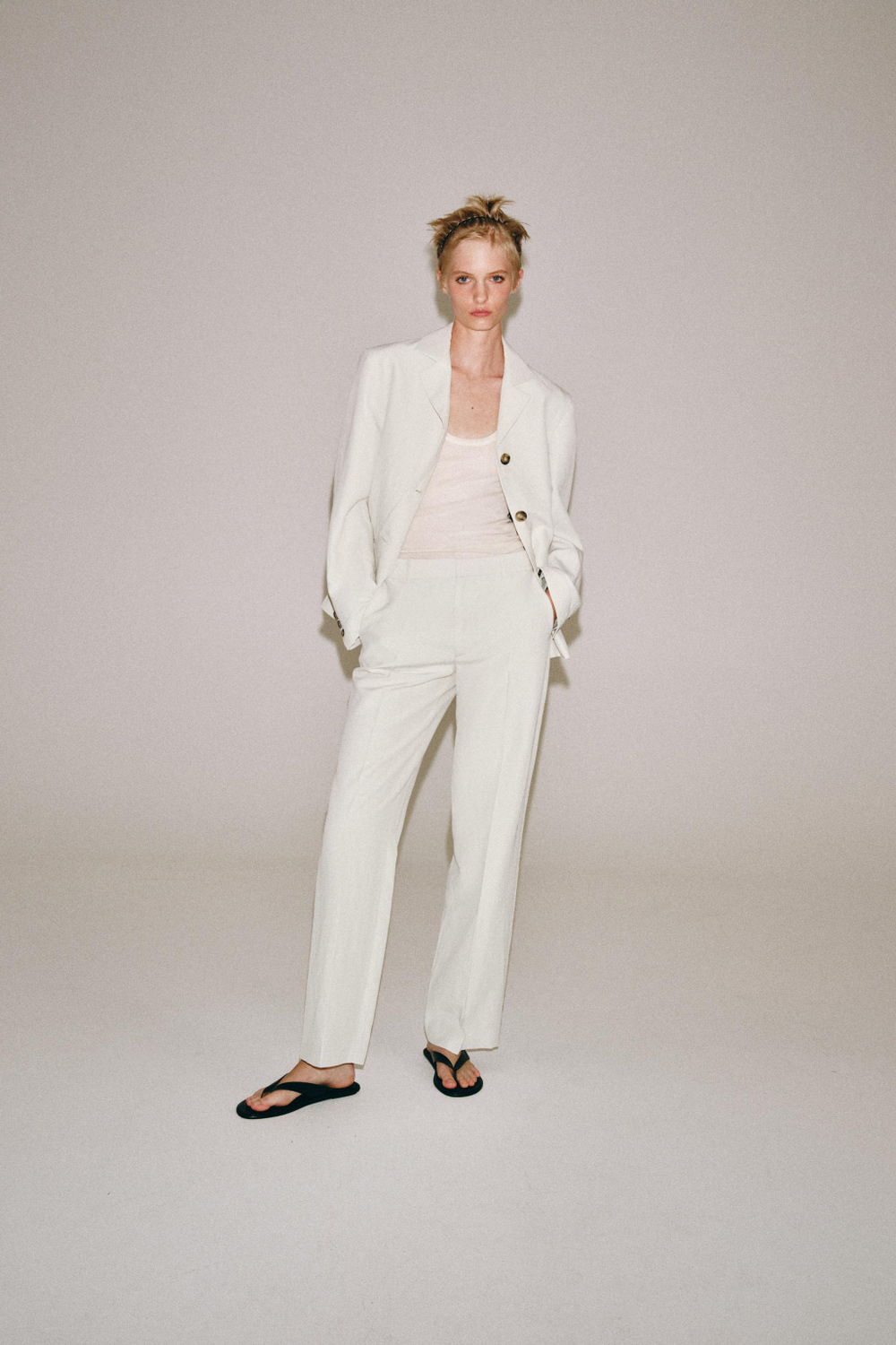 ZARA ПРЯМОЙ БЛЕЙЗЕР ИЗ ЛЬНЯНОЙ СМЕСИ — ZW COLLECTION, ЦВЕТ ЛЬДА