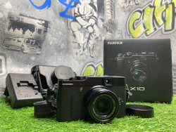 FujiFilm X10