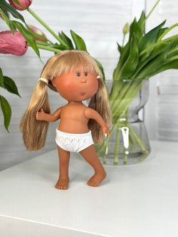 Кукла Nines виниловая 23см Little Mia Latina без одежды (3199WL1)