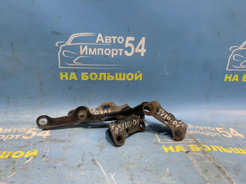 Петля капота левая TOYOTA CAMRY 1992