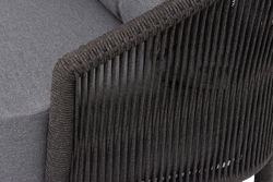 "Верона" кресло плетеное из роупа, каркас алюминий темно-серый (RAL7024) муар, роуп темно-серый круглый, ткань темно-серая 027 высота посадки 43,5 см