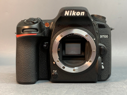 Nikon D7500 body 16.000 кадров
