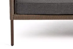 "Канны" диван 2-местный плетеный из роупа, каркас алюминий коричневый (RAL8016) муар, роуп коричневый круглый, ткань темно-серая 027