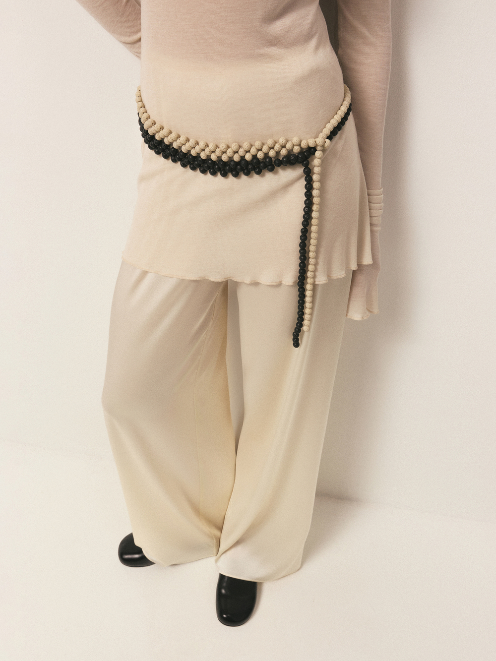 Пояс из вулканической лавы