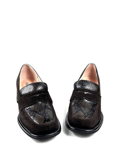 Лоферы женские