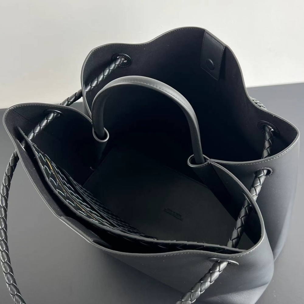 Bottega Veneta Large Andiamo 42 cm