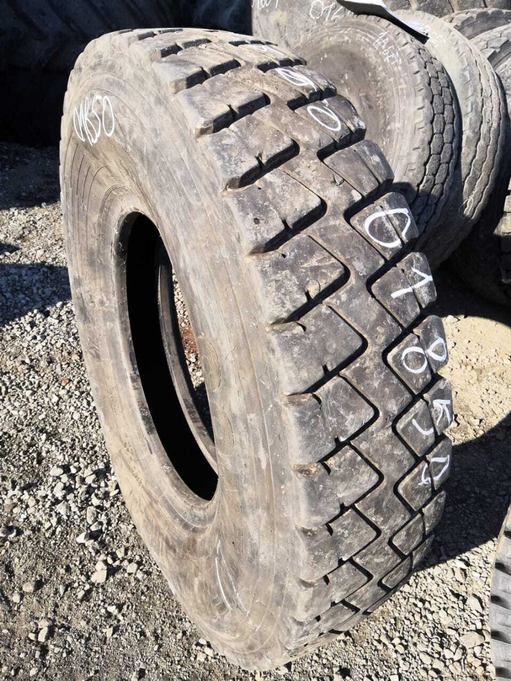 325/95R24 Continental HDC1 шина б/у