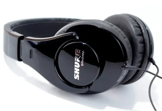 Shure SRH240A