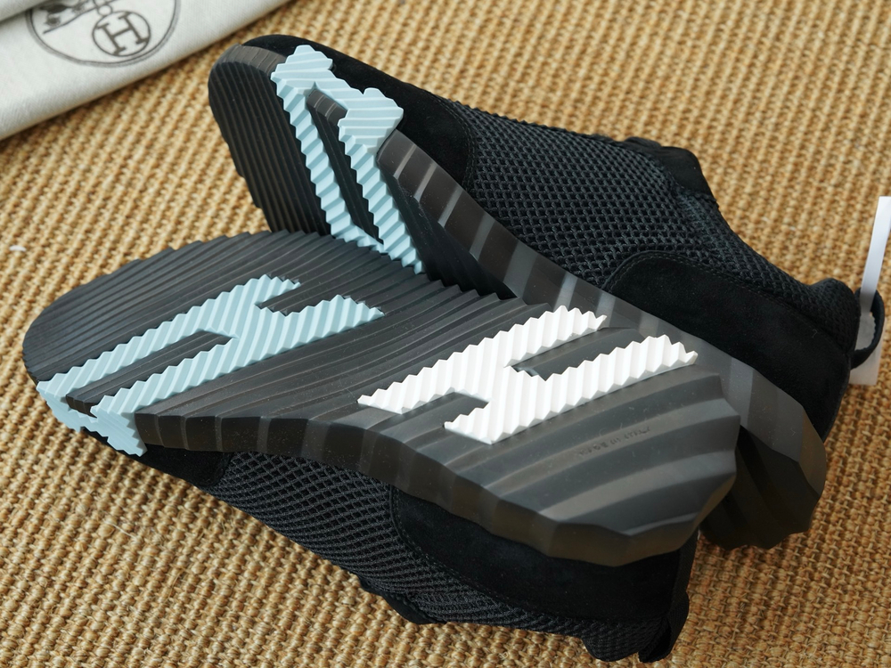 Кроссовки Bouncing