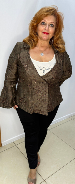 Красивый французский пиджак жатка