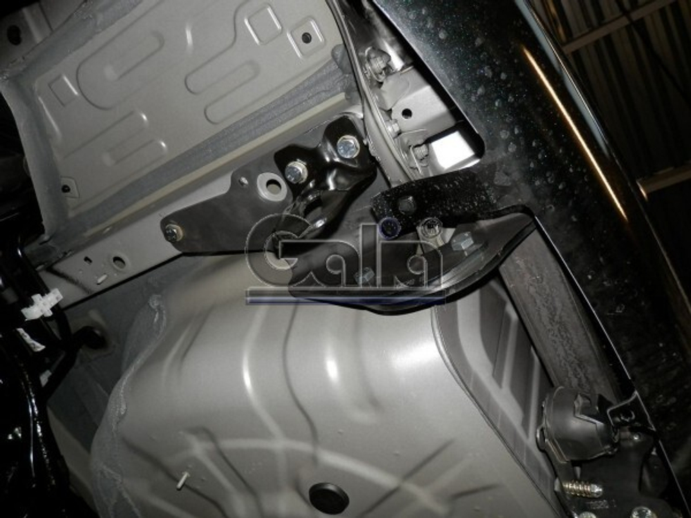 Фаркоп оцинкованный Galia T062A для Toyota Auris универсал 2013-(паспорт и сертификат в комплекте)(без электрики)