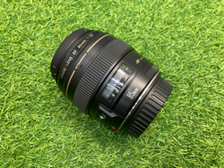 Canon EF 85mm 1.8 USM