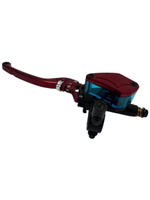 Ручка тормоза левая красная (перепускной болт М10) с креплением зеркала М8 для электровелосипеда