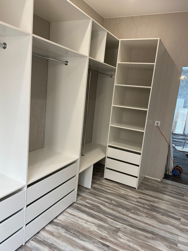 ШКАФЫ НА ЗАКАЗ ЛЮБОГО  РАЗМЕРА