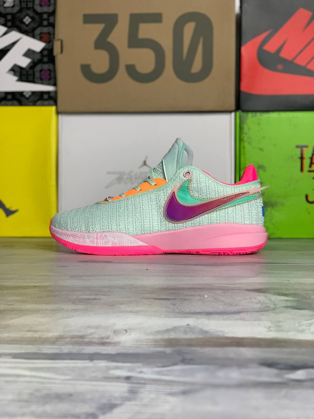 Nike Lebron 20 Time Machine futbasket.ru
