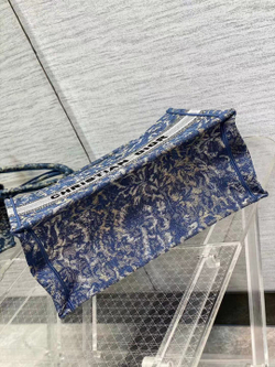 Christian Dior Book Tote 36 cm