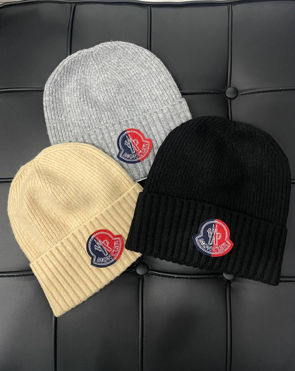 Шапка Moncler