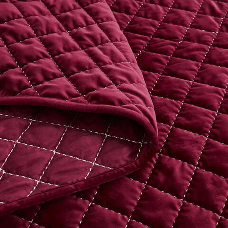 Покрывало 240x260 и 2 наволочки 50х70 Sofi De MarkO Мартин бордовое