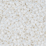 Японский бисер TOHO Round 11/0 (№2100), с внутренним серебрением, непрозрачный глянцевый