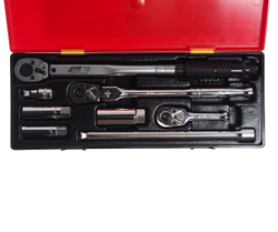 Набор головок для свечей зажигания с динамометрическим ключом 3/8" 8 предметов в кейсе JTC