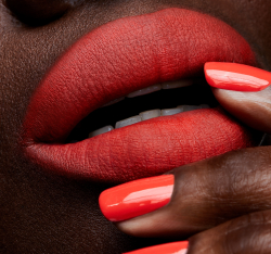 MAC Cosmetics Powder Kiss Lipstick - матовая помада, 3 g