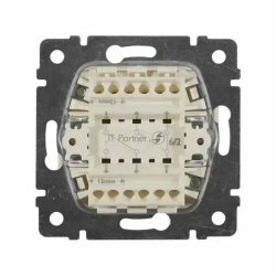 Выключатель одноклавишный проходной Legrand Valena 774406 - 1шт.