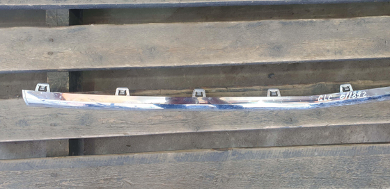 Молдинг переднего бампера Mercedes GLC (X253) 15-19 Б/У Оригинал A2538852600