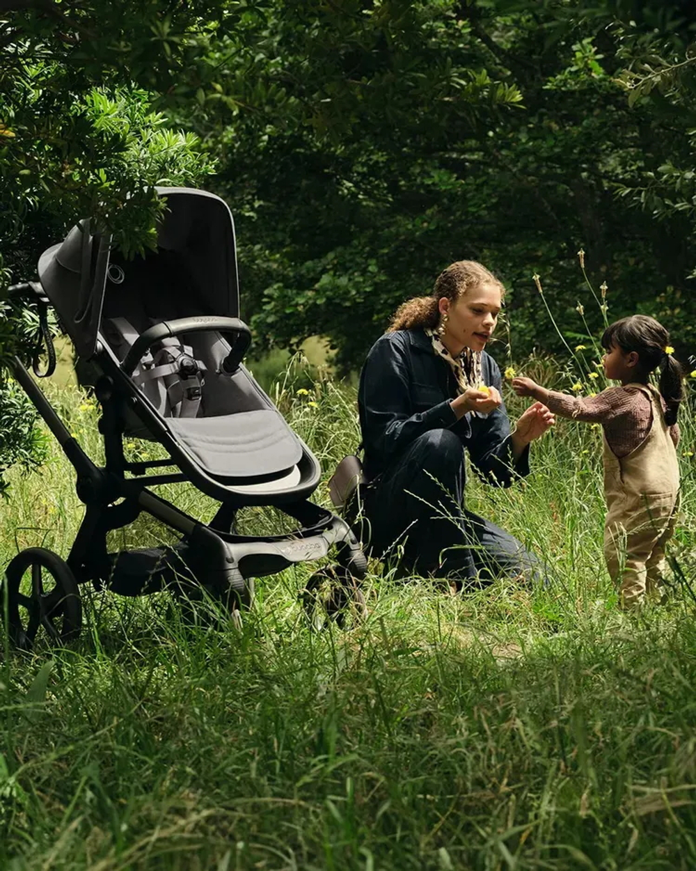 Коляска Bugaboo Fox 5 Renew complete 2 в 1 Graphite/Moon Grey-Moon Grey