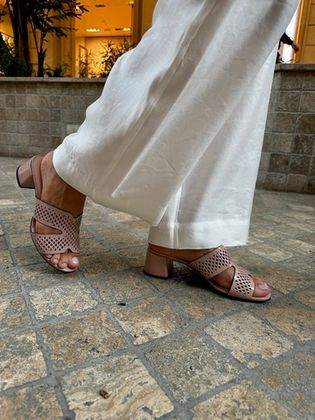 Сабо Loriblu  3ER5L цвет бежевый 