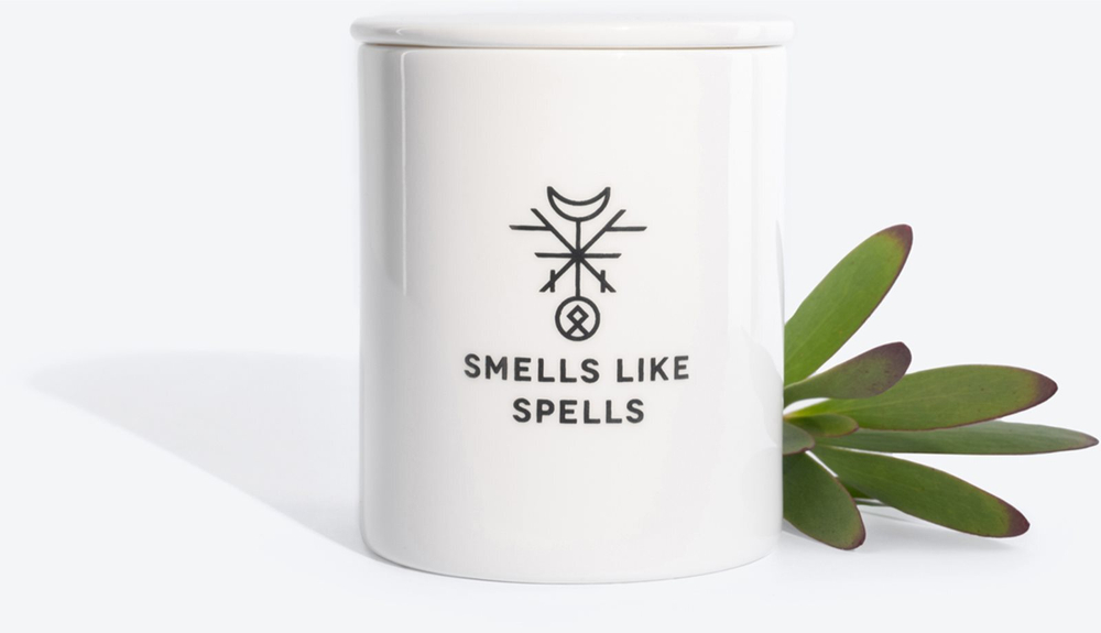 Smells Like Spells Major Arcana Judgement - ароматическая свеча /   250  g  / GTIN 4779040751062
