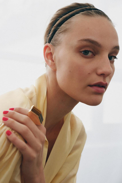 ZARA МАКСИ-КОЛЬЦО С ГЕОМЕТРИЧЕСКИМ КАМНЕМ, ЗОЛОТИСТЫЙ