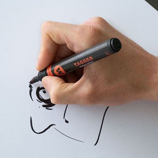 Маркер Molotow Tagger Speedflow 2-6mm черный 211022