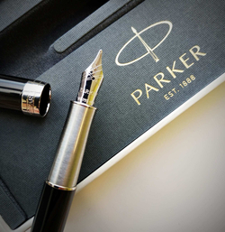 Перьевая ручка Parker Sonnet Lacquer Deep Black CT