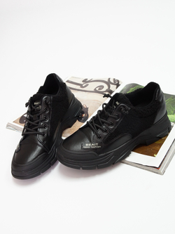 Кроссовки женские демисезонные