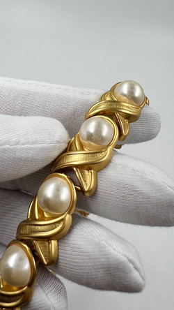 Чокер с «жемчугом»