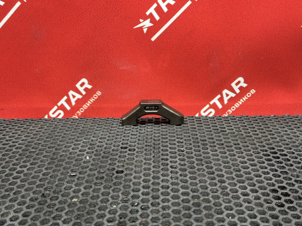 Коромысло клапана