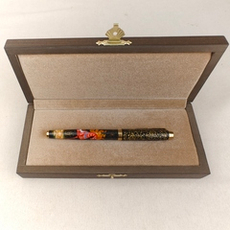 Ручка с колпачком расписная Parker красный Сказочный Конь" в футляре