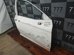 Дверь передняя правая Toyota Camry (XV70) 17-22 Б/У Оригинал 6700133240