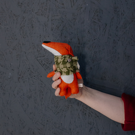 Игрушка ручной работы Лисичка