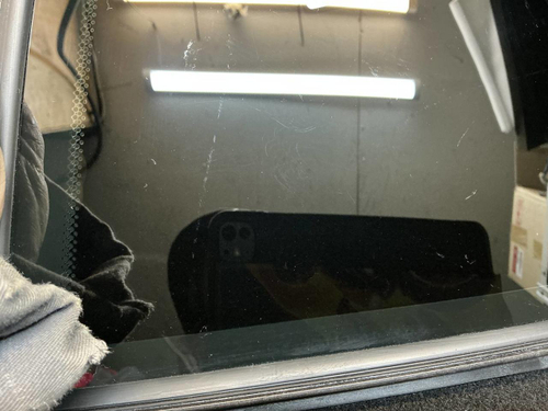 Форточка двери задняя левая BMW 5er G30 (17-23)