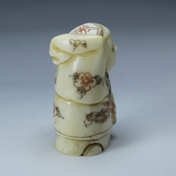 Нэцкэ Ребенок со скрижалями