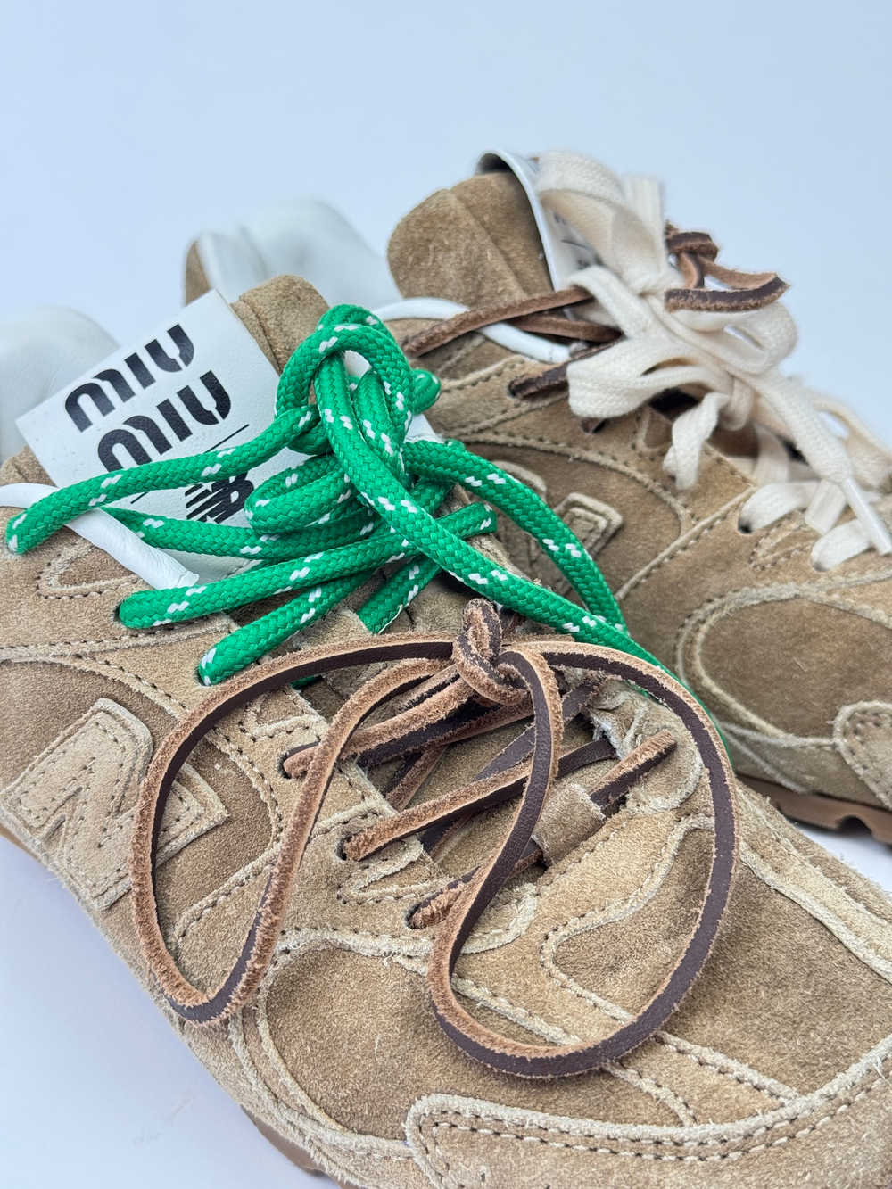 Кроссовки New Balance x Miu Miu 530 SL suede sneakers