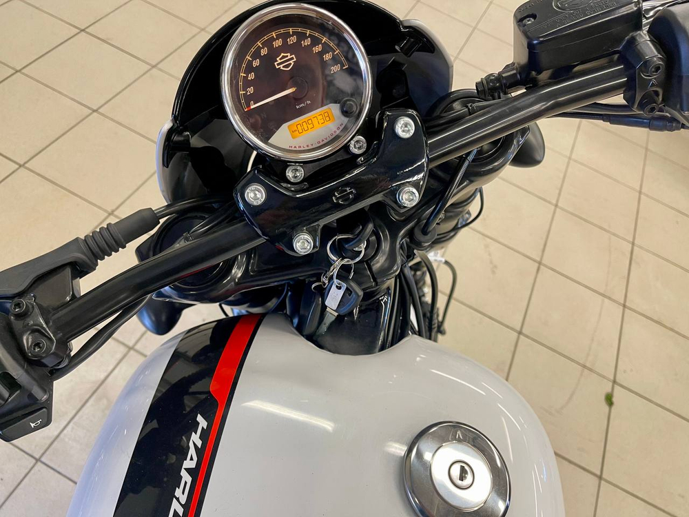 Harley-Davidson Street Rod, 2020