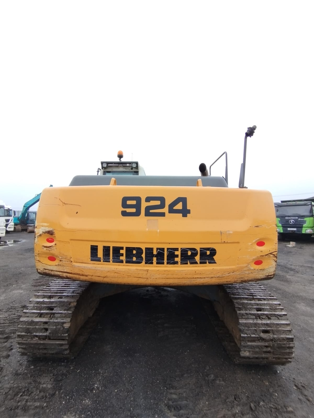 LIEBHERR R* Экскаватор R924 LC (Дизельный, 6,7 л, 170 л.с., АТ)